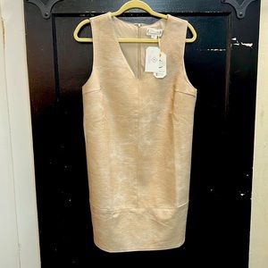 Love Richie no sleeve dress.